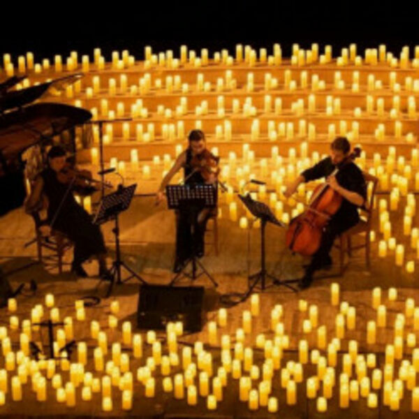 Люмос. Музыка советского кино при 1000 свечей