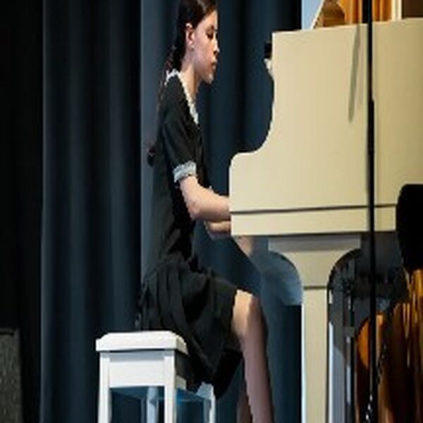 Звучит нестареющий Моцарт. Концерт-беседа