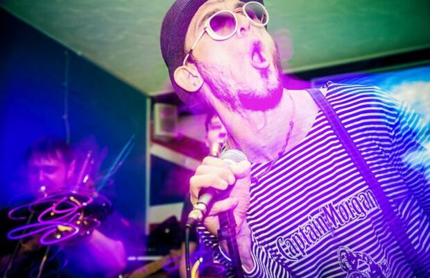 Гастрольная жизнь