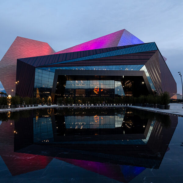 Приношение Чайковскому