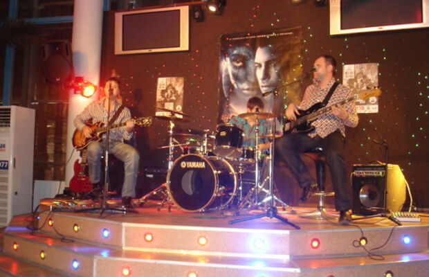 Концерт в  кинотеатре  Пролетарий 4.11.2009.