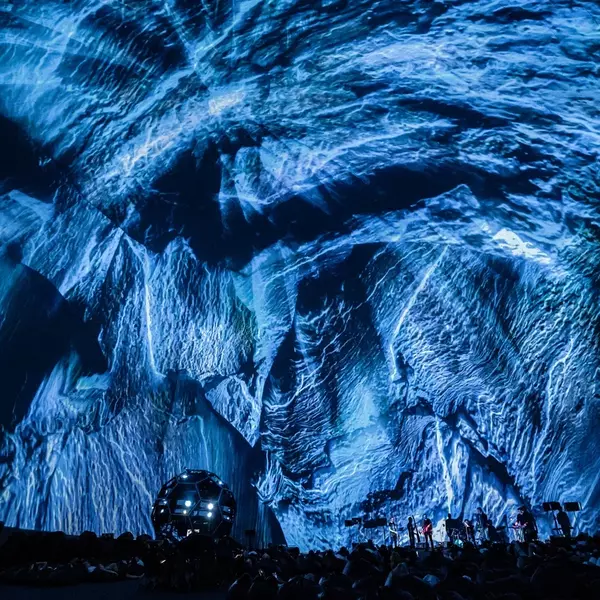 Experience: музыка Людовико Эйнауди