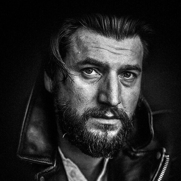 Александр Устюгов с оркестром