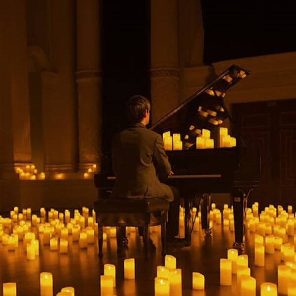 Праздничный концерт симфонического оркестра при свечах