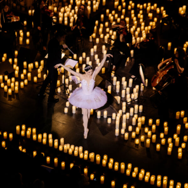 Волшебный свет Нового года. Lumisfera и 3000 свечей (Владикавказ)