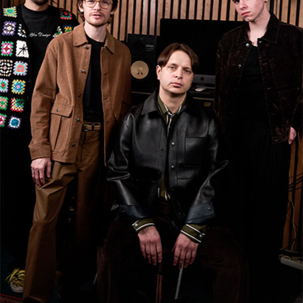 Твоё далеко. Ближе чем кажется