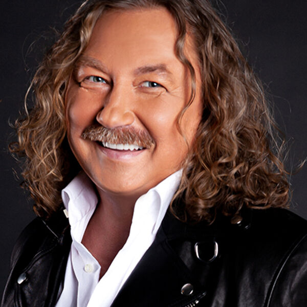 Игорь Николаев