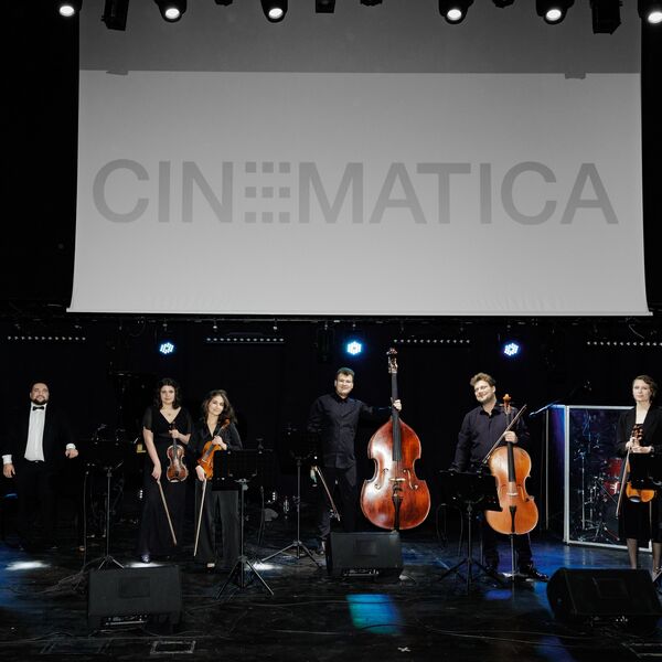 Cinematica Orchestra. Feeling Good