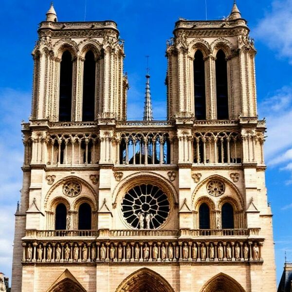 Notre Dame de Paris. Орган и солисты в величественном соборе при свечах