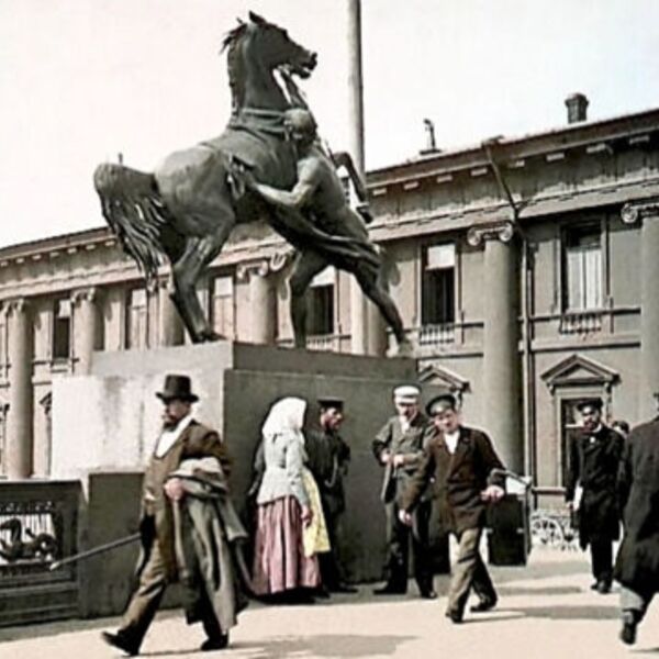 Салоны с историей. Нувеллистъ №11 — Удивительные истории Невского проспекта