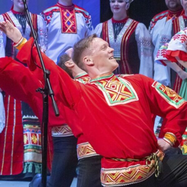 Россия песнями полна. Государственный академический Воронежский русский народный хор имени К. И. Массалитинова