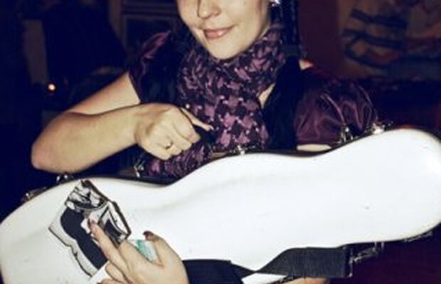 АЛЁНА НОВИКОВА -директор группы