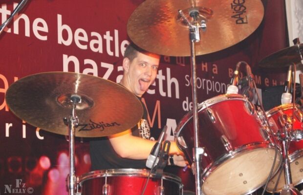 привет, это мы)