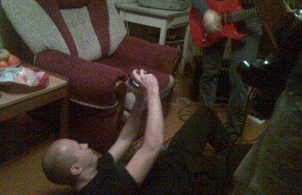 НЕМНОЖКО О НАС... 