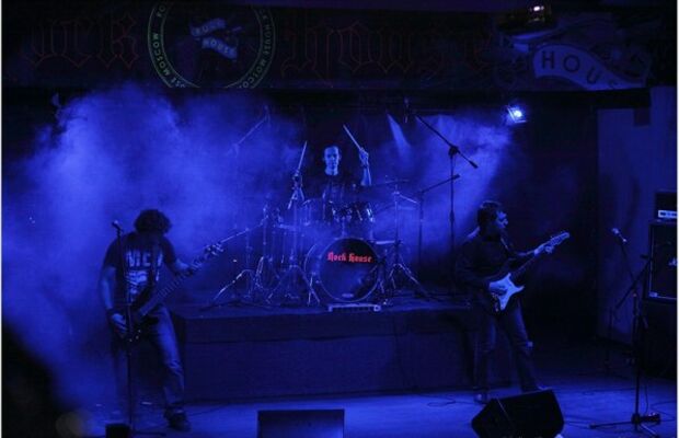 Концерт-сражение - Rock House 04.03.2012 (Москва)