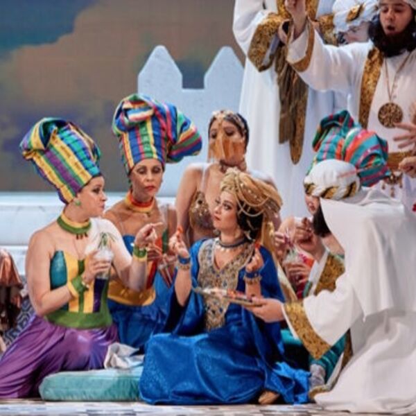 Опера «Итальянка в Алжире»