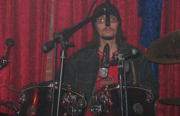 Дебют в арт-клубе «Выход» (25.12.2007)