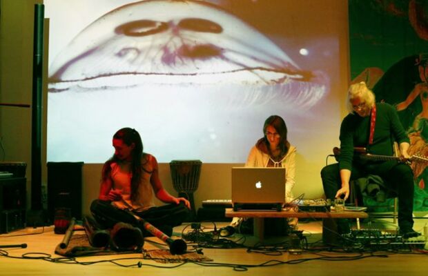 Змеирадуга в клубе Орион