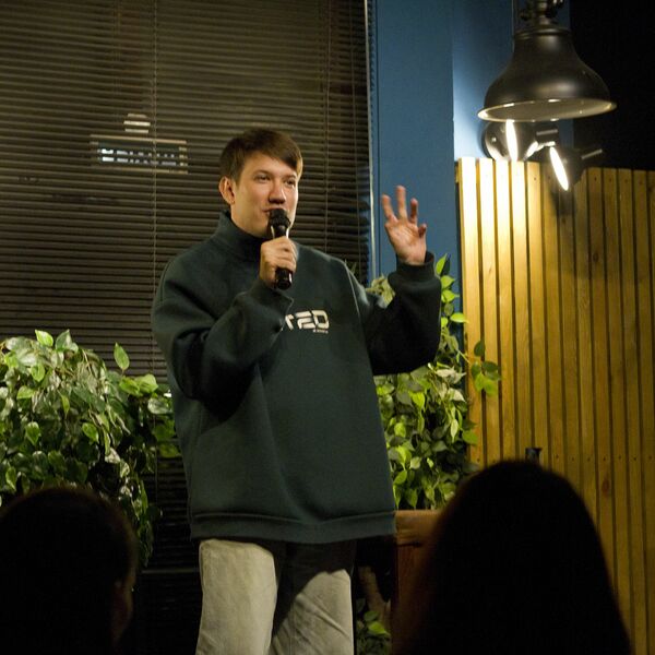 Закрытый микрофон