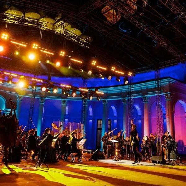 Поп-хиты с симфоническим оркестром. Olympic Orchestra