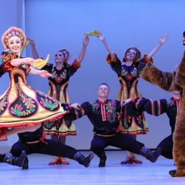 Концерт заслуженного государственного академического ансамбля песни и танца «Донбасс» «Многонациональный Донбасс»