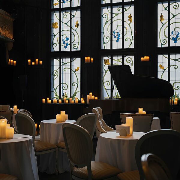 Вечер в Особняке