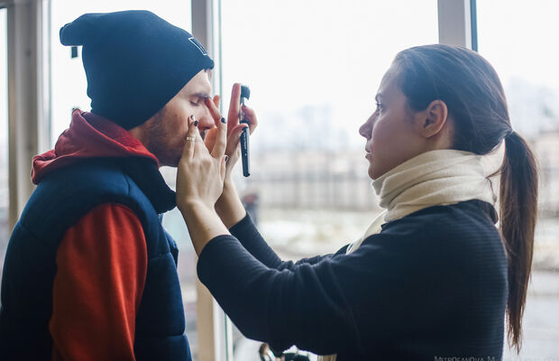 Backstage Make Some Noize