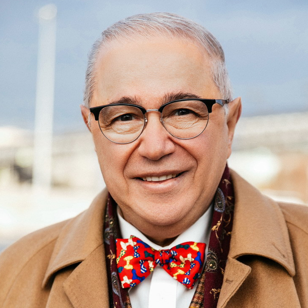 Евгений Петросян