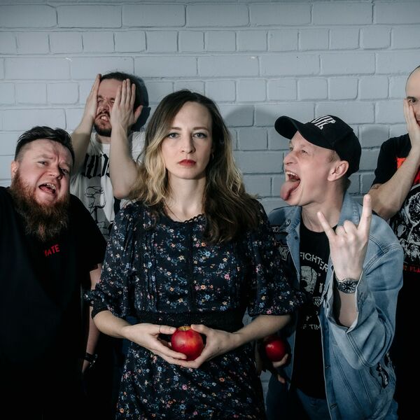 Старуха + Toxic Bleat