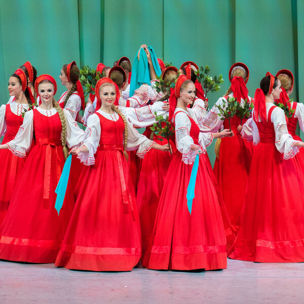 Хореографический ансамбль «Берёзка»