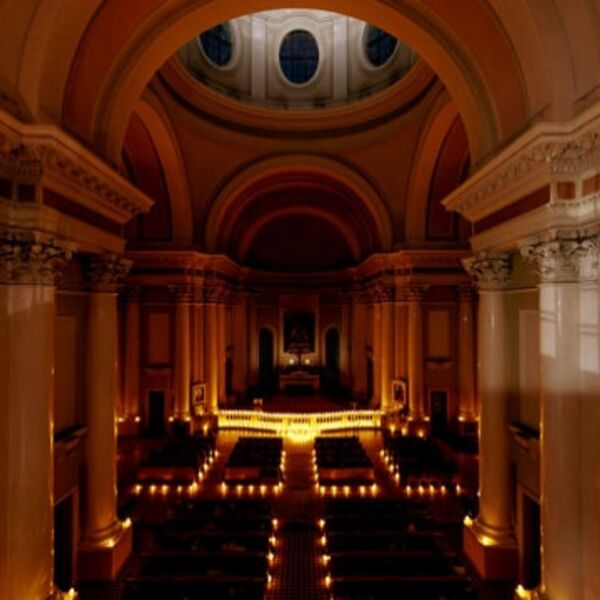 Орган и Дудук при свечах