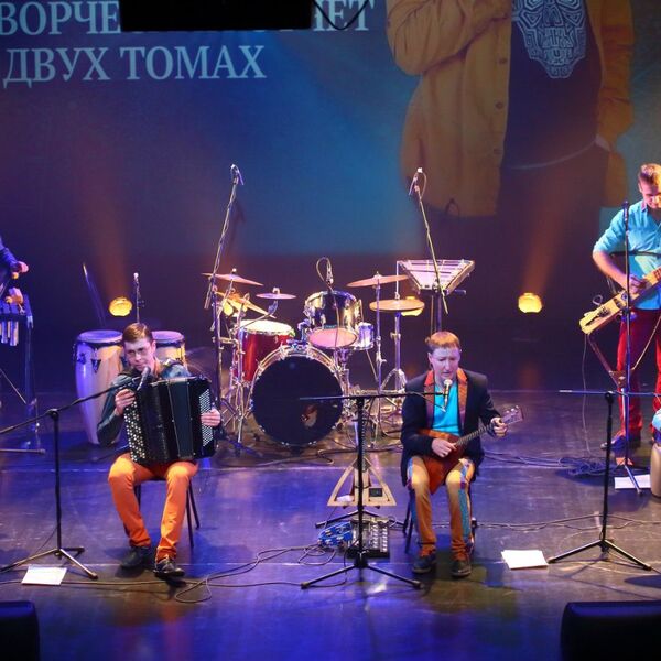 Новогодняя прогулка с группой «Изумруд»