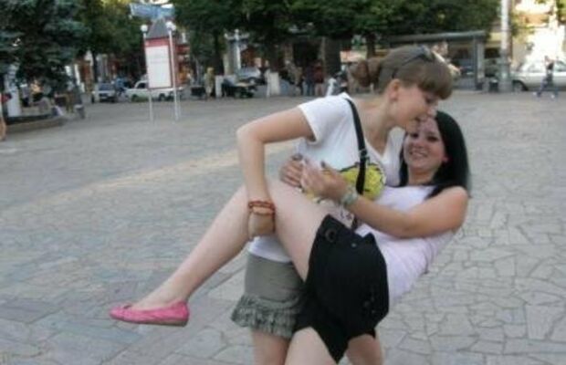 Santa Is Absent Today в старом составе на прогулке))