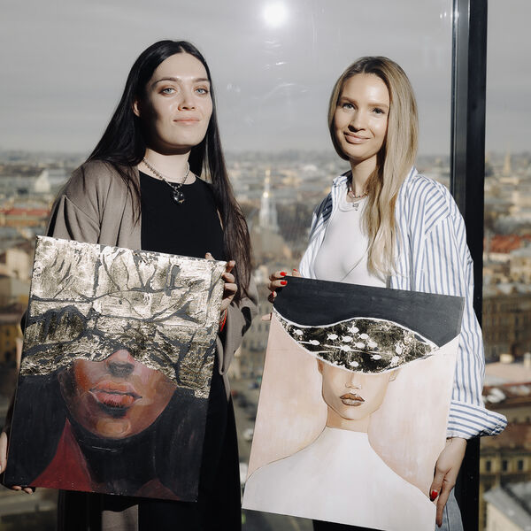 Арт-вечеринка Artvibes. Рисуем акрилом на холсте с видом на Аврору