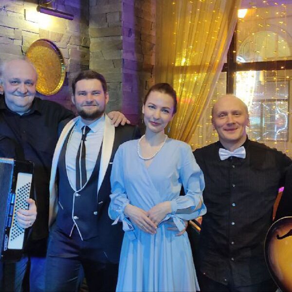 Вечеринка в стиле 60-х /Ретро-группа Мамина пластинка