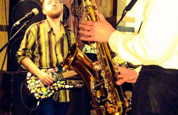 "ДвенадцатьВосемнадцать" live