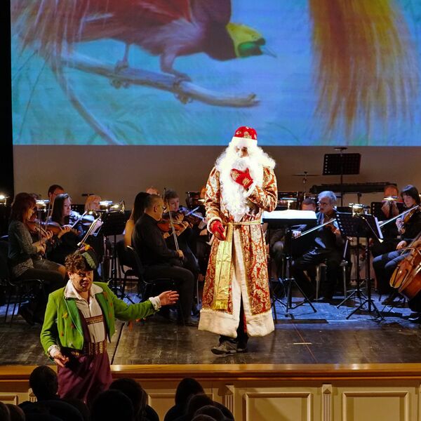 Дирижер — Дед Мороз!
