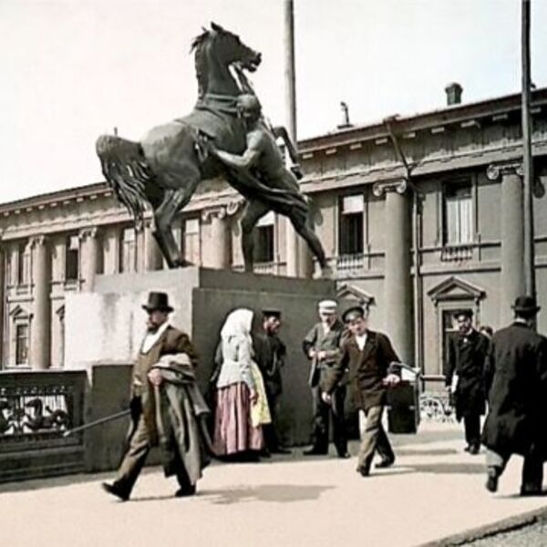 Салон с историей: Нувеллистъ №11 — концерт и экскурсия — Удивительные истории Невского проспекта — вечеринка с фуршетом в музее на Невском