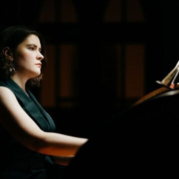 Концерт при свечах «Бах. Токката и фуга ре минор. Моцарт. Маленькая ночная серенада. Григ. В пещере горного короля»