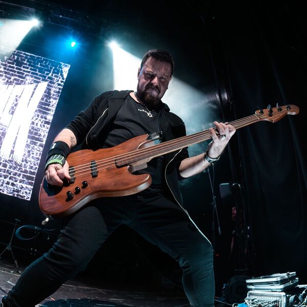 Чёрный Обелиск