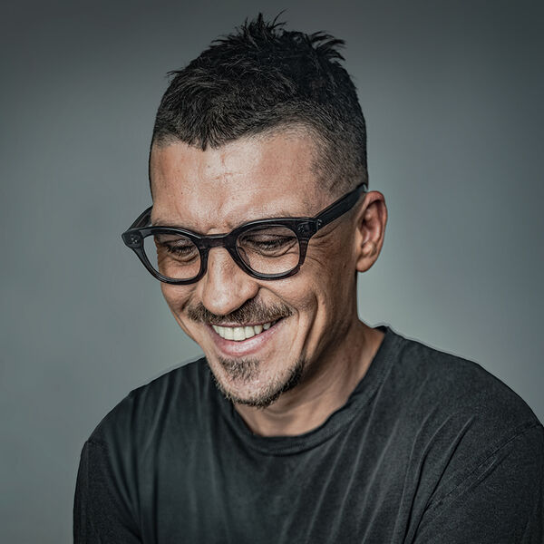 Антон Беляев и Therr Maitz