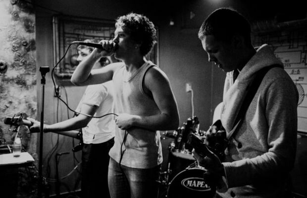 Благотворительный концерт в баре "Завод"