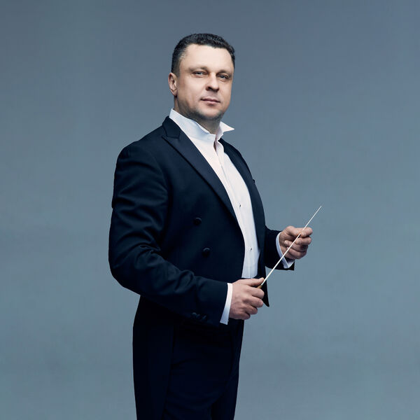 Михаил Голиков и симфонический оркестр «Таврический»