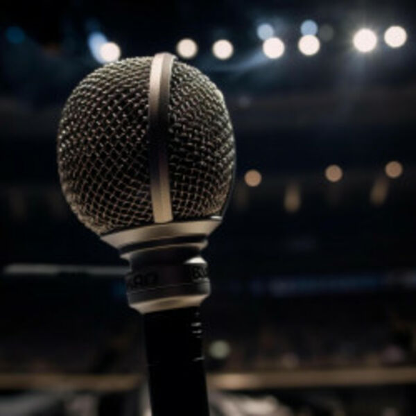 Восемь комиков