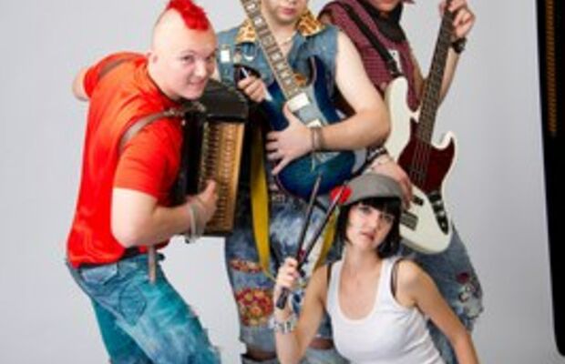 Фотосессия (2011) (Фотограф А.Клочков)