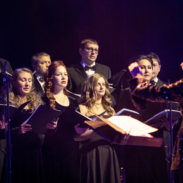 Дмитрий Ушаков и Красноярский камерный хор. Баховские недели