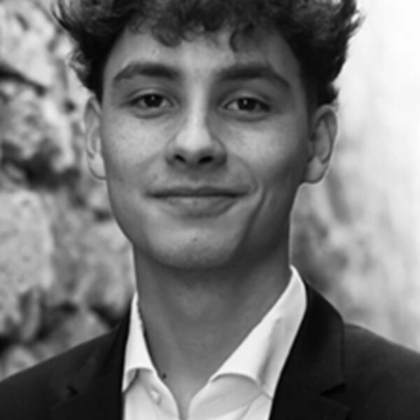 "Pianissimo". Альфредо ван де Мунт