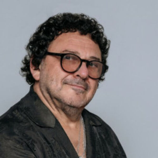 Игорь Саруханов