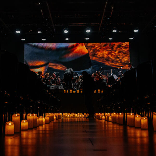 Мировые рок-хиты в сиянии тысячи свечей