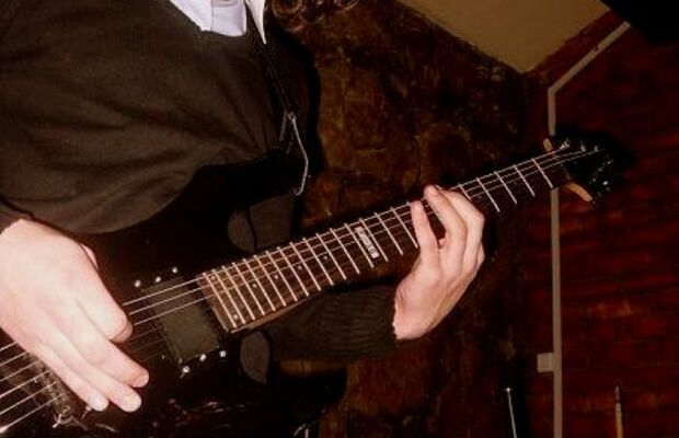 Acoustic Bleeding Show For Friends™